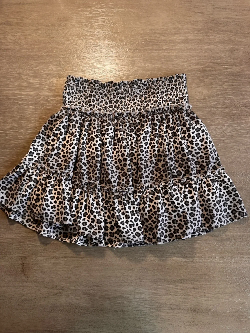 Altar’d State Skirt Snow Leopard Pattern L M Grey Black Smocked